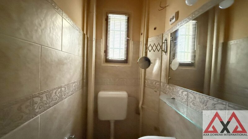 Vatra Luminoasa, vila interbelica, pod mansardabil, elemente originale